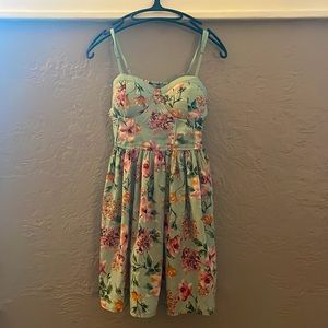 Women’s Green Floral Mini Dress